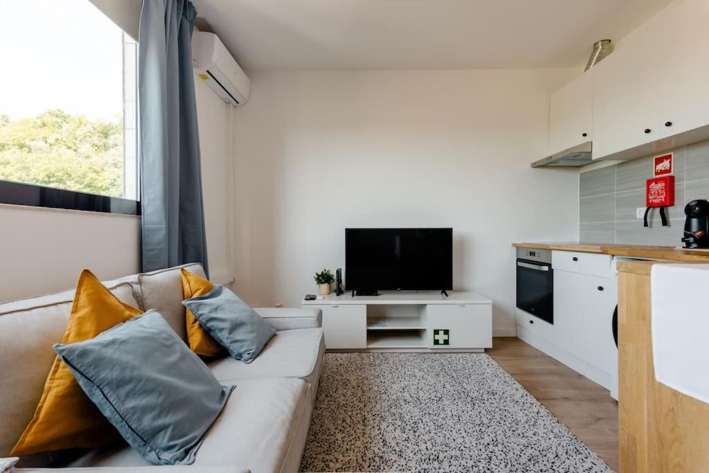 Stylish And Elegant Studio - Best View And Location In Coimbra Downton Exterior foto